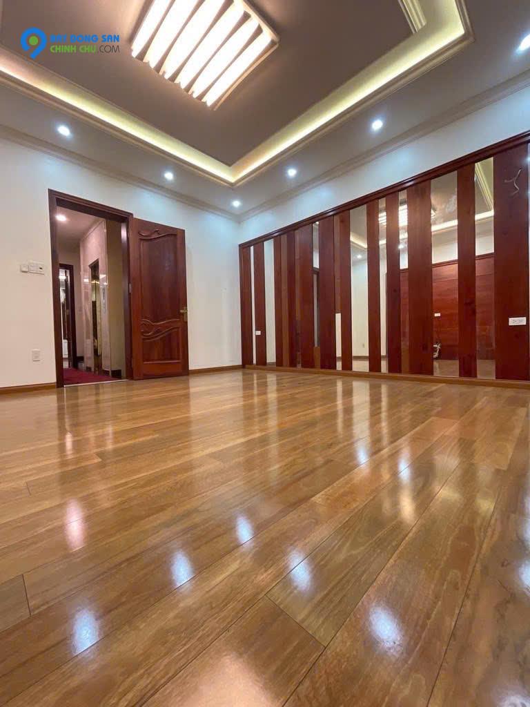 Bán kiệt tác bds Tây Hồ - TTTM Lottle-100m, 5 tầng 5m mặt tiền oto tránh , vỉa hè kinh doanh .