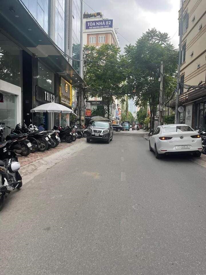 Bán nhà 220m2 Lê Văn Lương kéo dài Thanh Xuân kinh doanh.180 triêu/m2