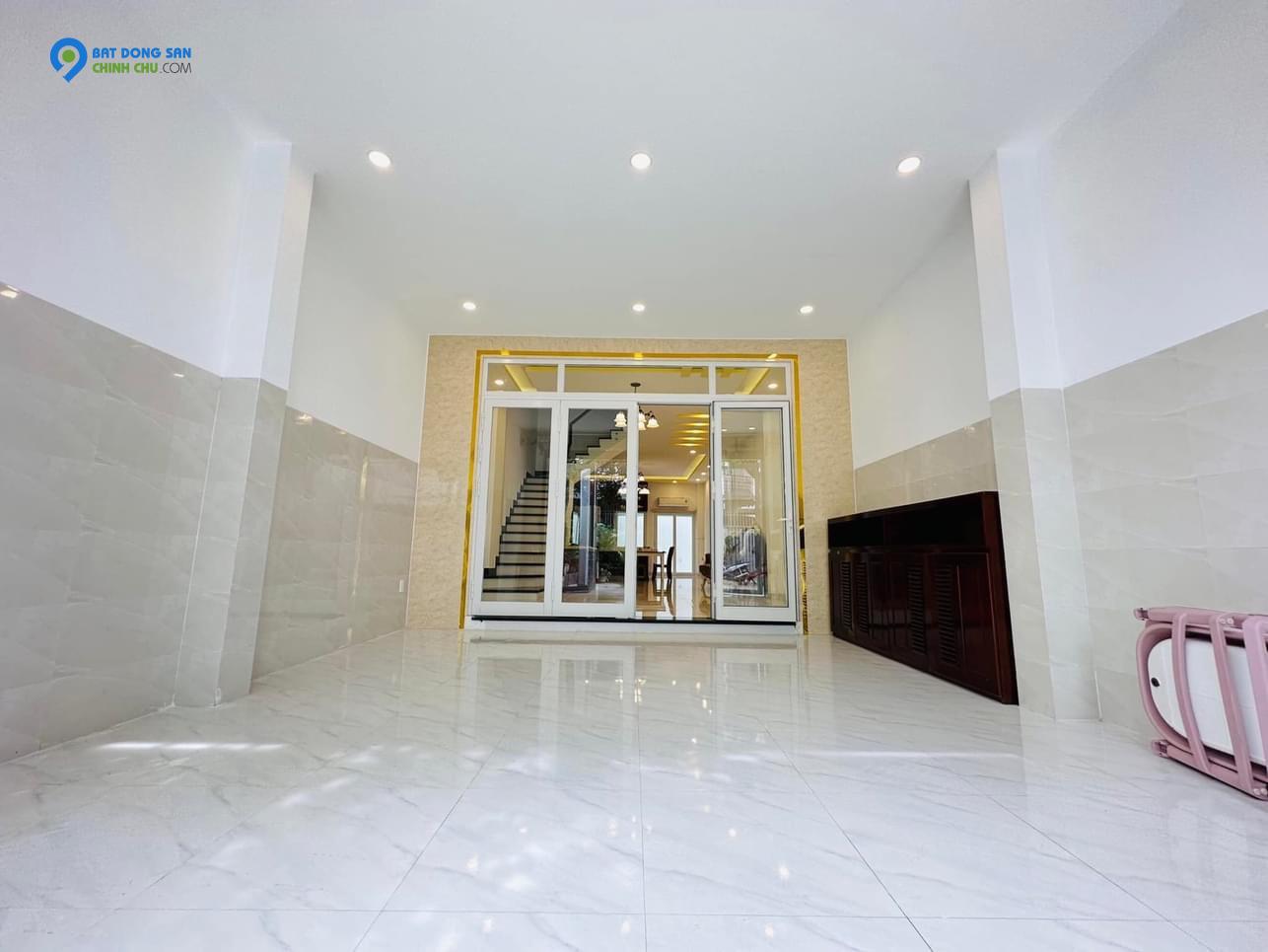 Bán nhà 3 tầng TTTP Phước Long, Nha Trang DT:96.5m², Giá 5,5 tỷ