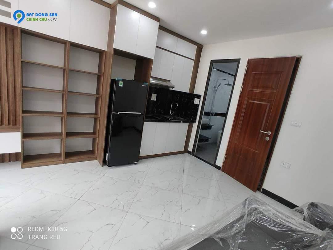 Bán nhà Hoàng Đạo Thành phân lô, vỉa hè, ô tô tránh, 40m2, 5t, nhỉnh 8t.0906626679