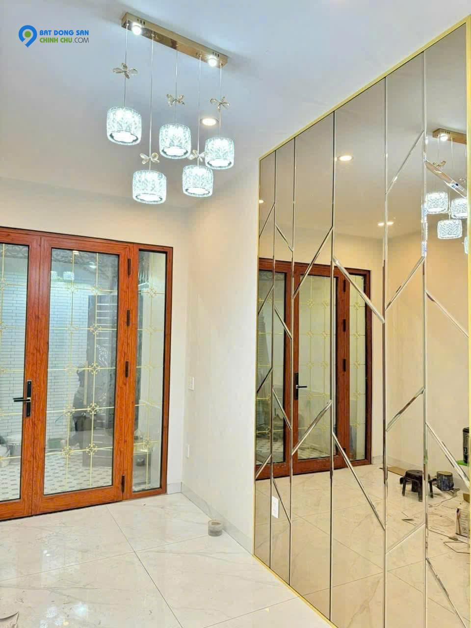 Bán nhà Lê Lợi,HĐ HN,kinh doanh , ô tô, thang máy,wiu đẹp , dt39m2,giá 9 ty