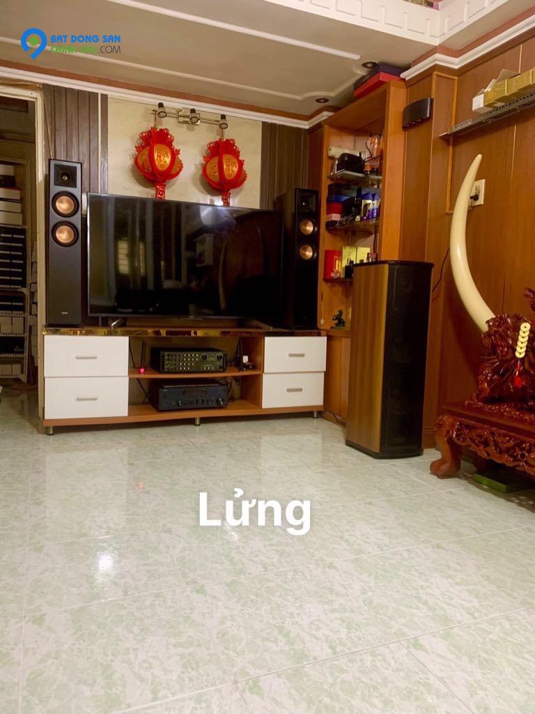 Bán nhà Nguyễn Tiểu La. Phường 8 Quận 10. Chỉ 5.5 tỷ. DT:28m2x4 tầng