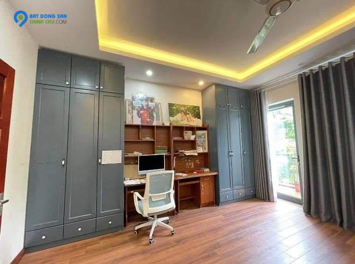 Bán nhà Thụy Khuê-Tây Hồ-45m2x5-Nhỉnh 5 tỷ-Lô Góc-Ngõ Thông-Tiện ích Đỉnh-Dân trí cao-An Ninh tốt.