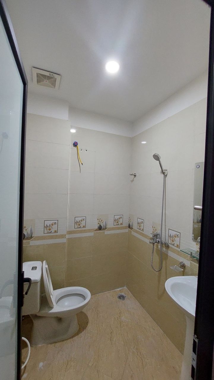 Bán nhà Trần Quý Cáp 35m2 x 4T, nhỉnh 4  tỷ