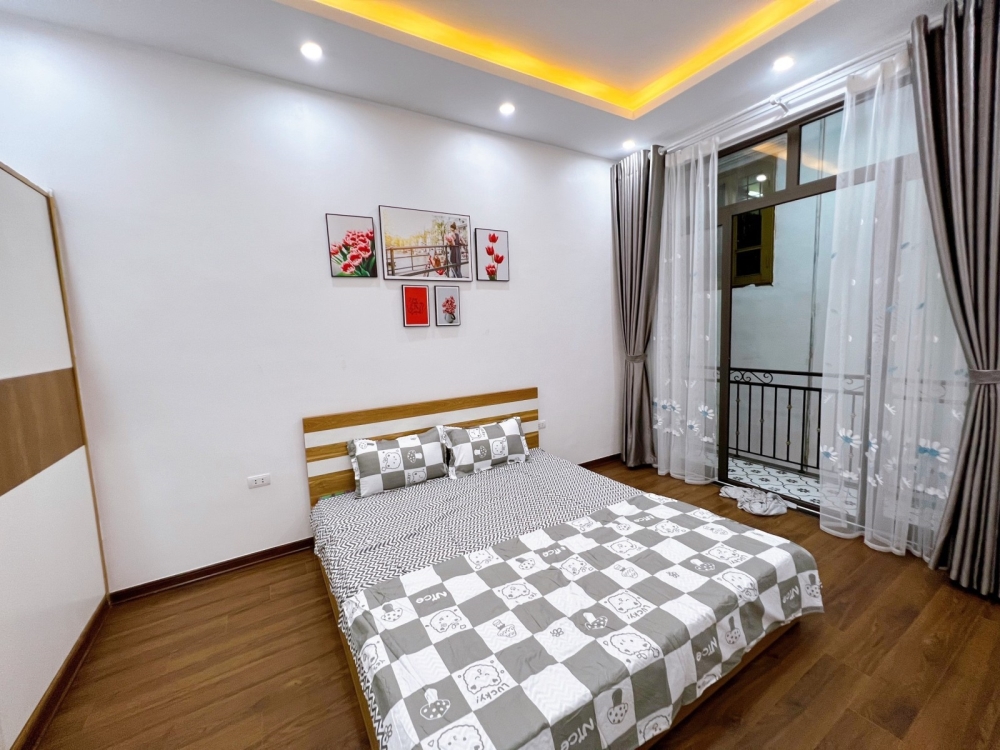 Bán nhà Trường Chinh, Đống Đa, 30m2, MT 5,6m Chỉ 3,2 tỷ