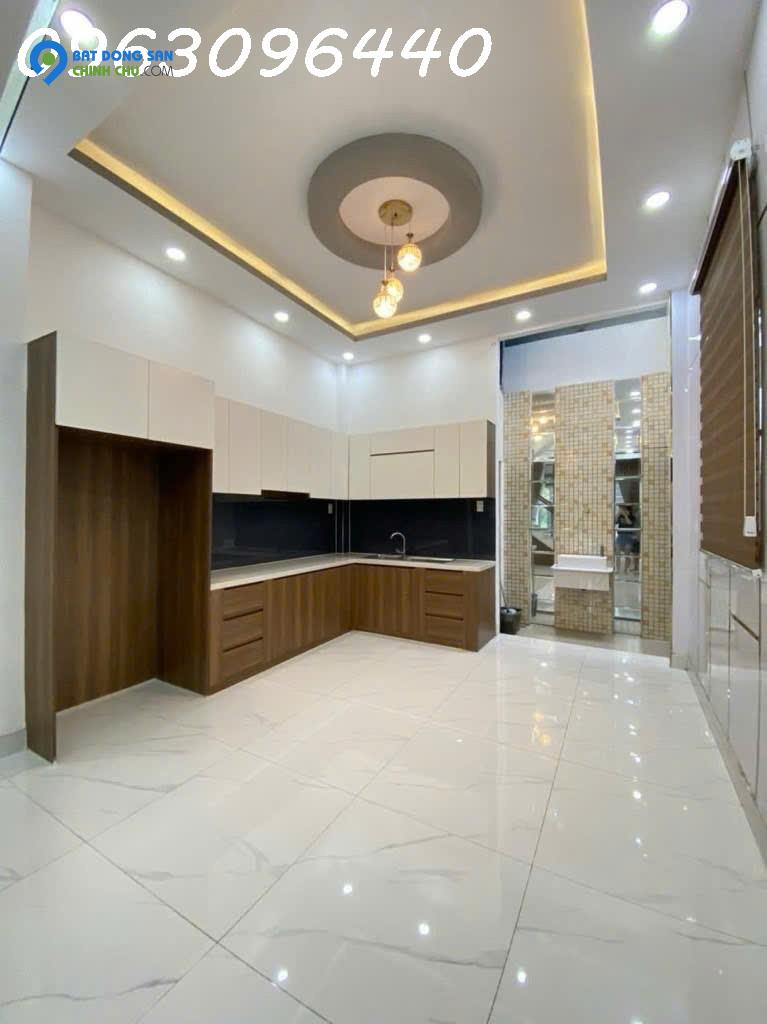 Bán nhà VIp Huỳnh Thị Đồng Nhà Bè Đường 20m Nhà 4 Tầng