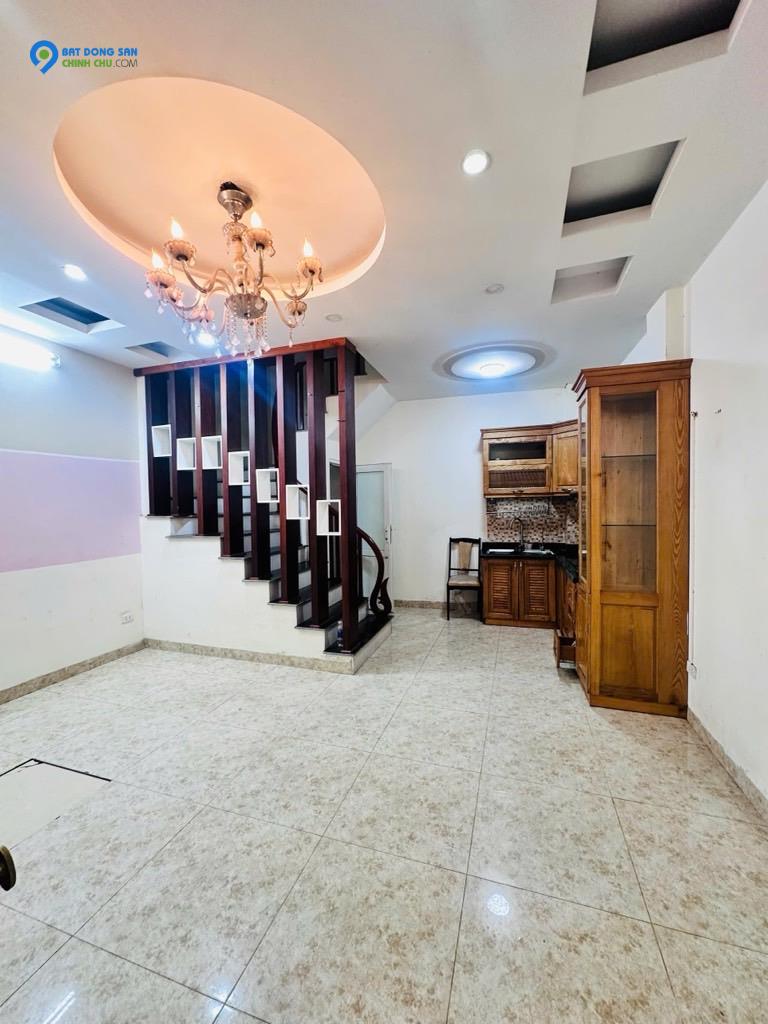 Bán nhà đẹp Dương Khuê - 10m ô tô - lô góc - ở ngay