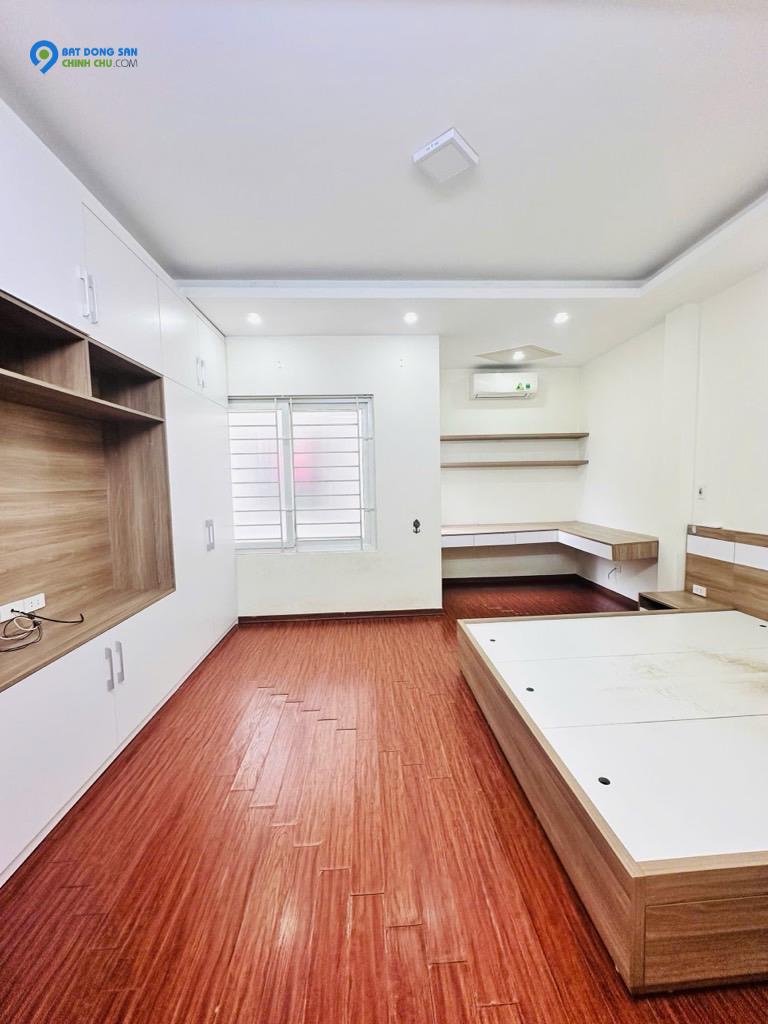 Bán nhà đẹp Dương Khuê - 10m ô tô - lô góc - ở ngay