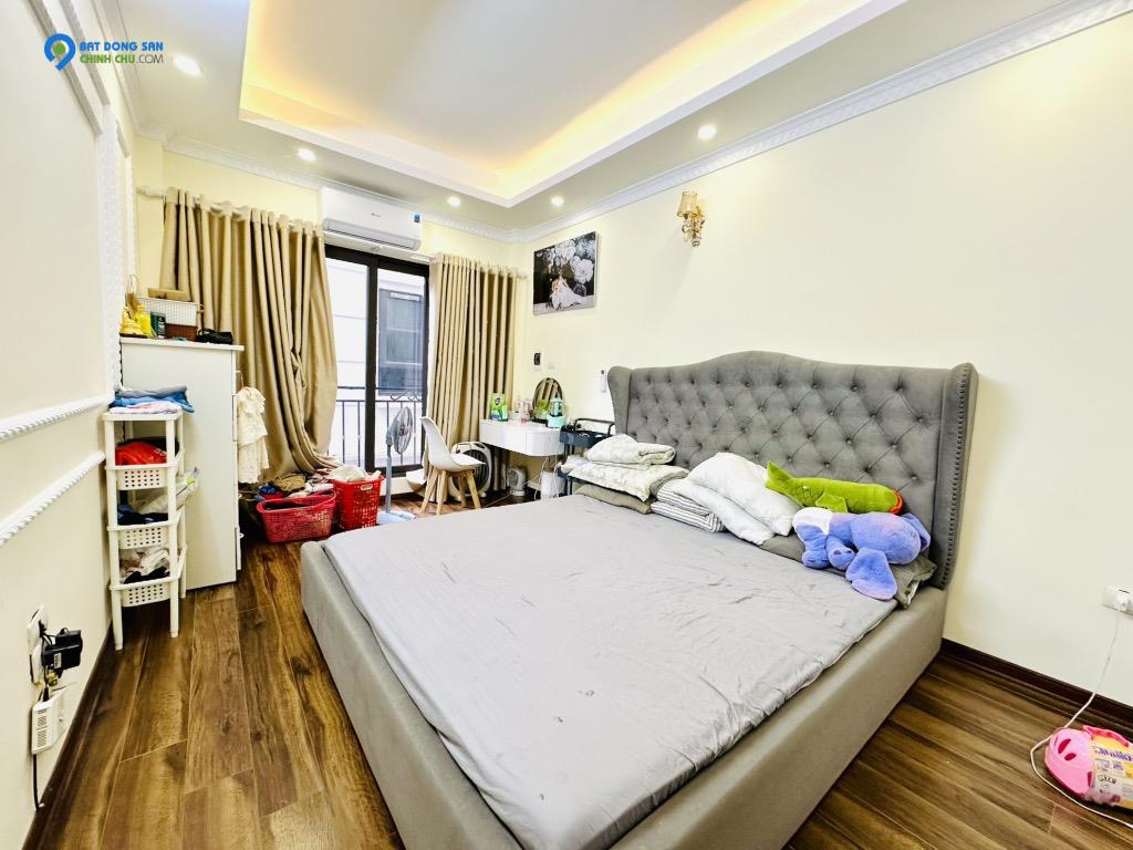 Bán nhà đẹp gần Aeon Mall Long Biên, gần ô tô, nội thất xịn, sổ đẹp , tặng full nội thất