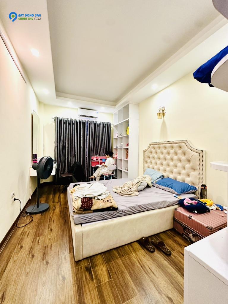 Bán nhà đẹp gần Aeon Mall Long Biên, gần ô tô, nội thất xịn, sổ đẹp , tặng full nội thất
