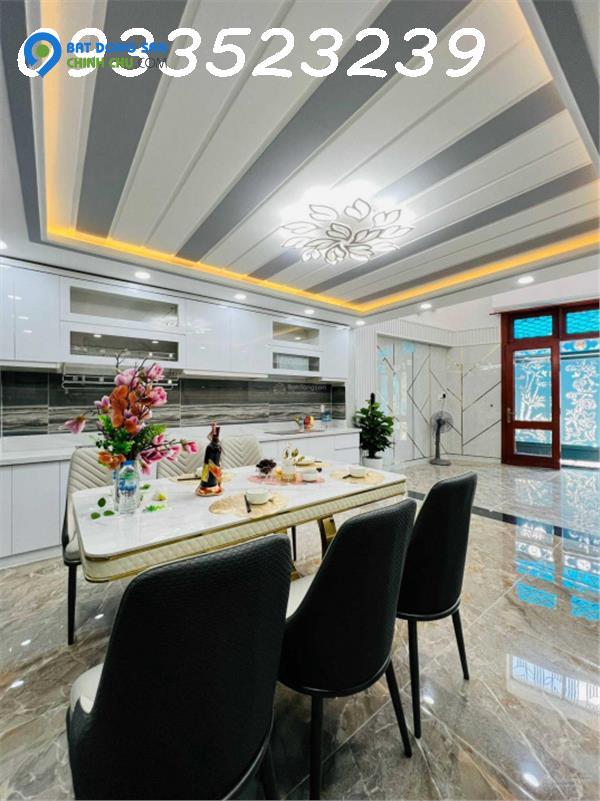 Bán nhà đường Bùi Đình Túy 105m2 (5.6x19m) nhà 5 tầng BTCT hẻm xe hơi 6m & gần chợ Long Vân Tự