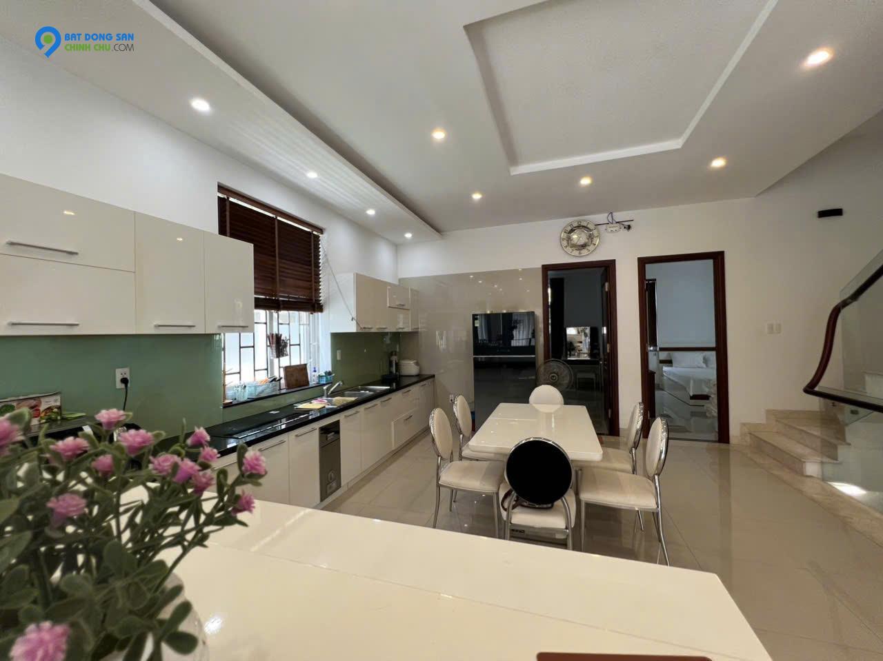 Bán nhà full nội thất như hình 5ty6  thuộc KĐT Vĩnh Điềm Trung, Nha Trang