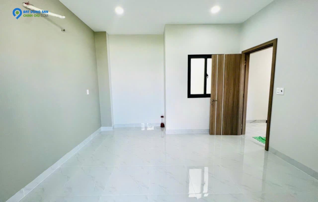 Bán nhà  gần Phú Mỹ Hưng,Huỳnh Tấn Phát,Phú Thuận,Quận 7, giá chỉ 3,95 tỷ.gọi ngay 0849131413 xem nhà
