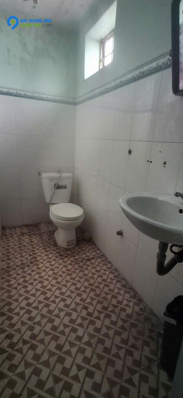 Bán nhà mặt tiền Lê Văn Hiến, Hoà Hải, Ngũ Hành  Sơn, 135m2, 2 tầng, giá 13.5 tỷ