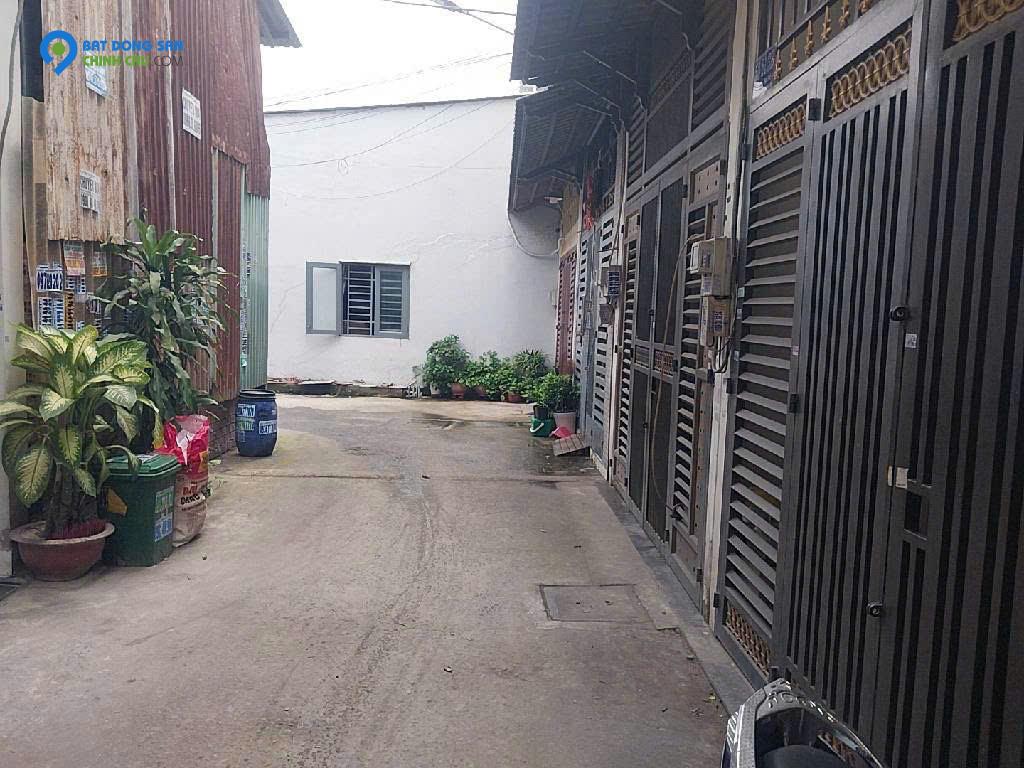 Bán nhà ngõ 4m, Bình Hưng Hòa B, Bình Tân. 48m2, 2 tầng, 3PN, 4WC. Sổ đỏ, 2.7 tỷ.