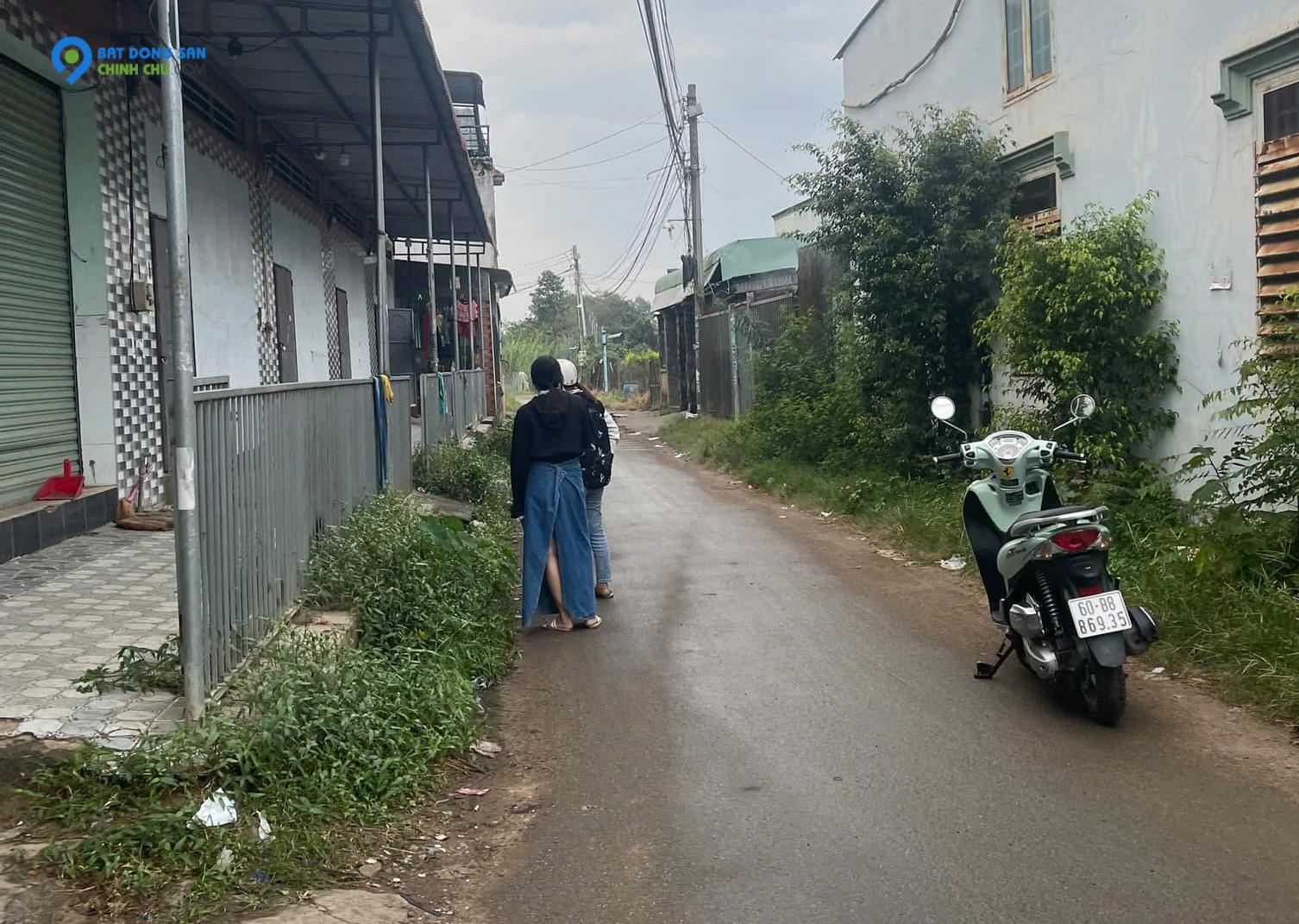 Bán nhà trọ Trảng Bom, 1 kiot và 4 phòng, giá 2.6 tỷ