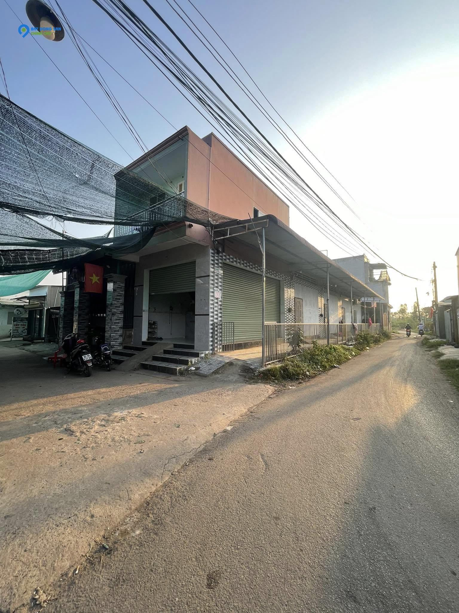 Bán nhà trọ Trảng Bom, 1 kiot và 4 phòng, giá 2.6 tỷ