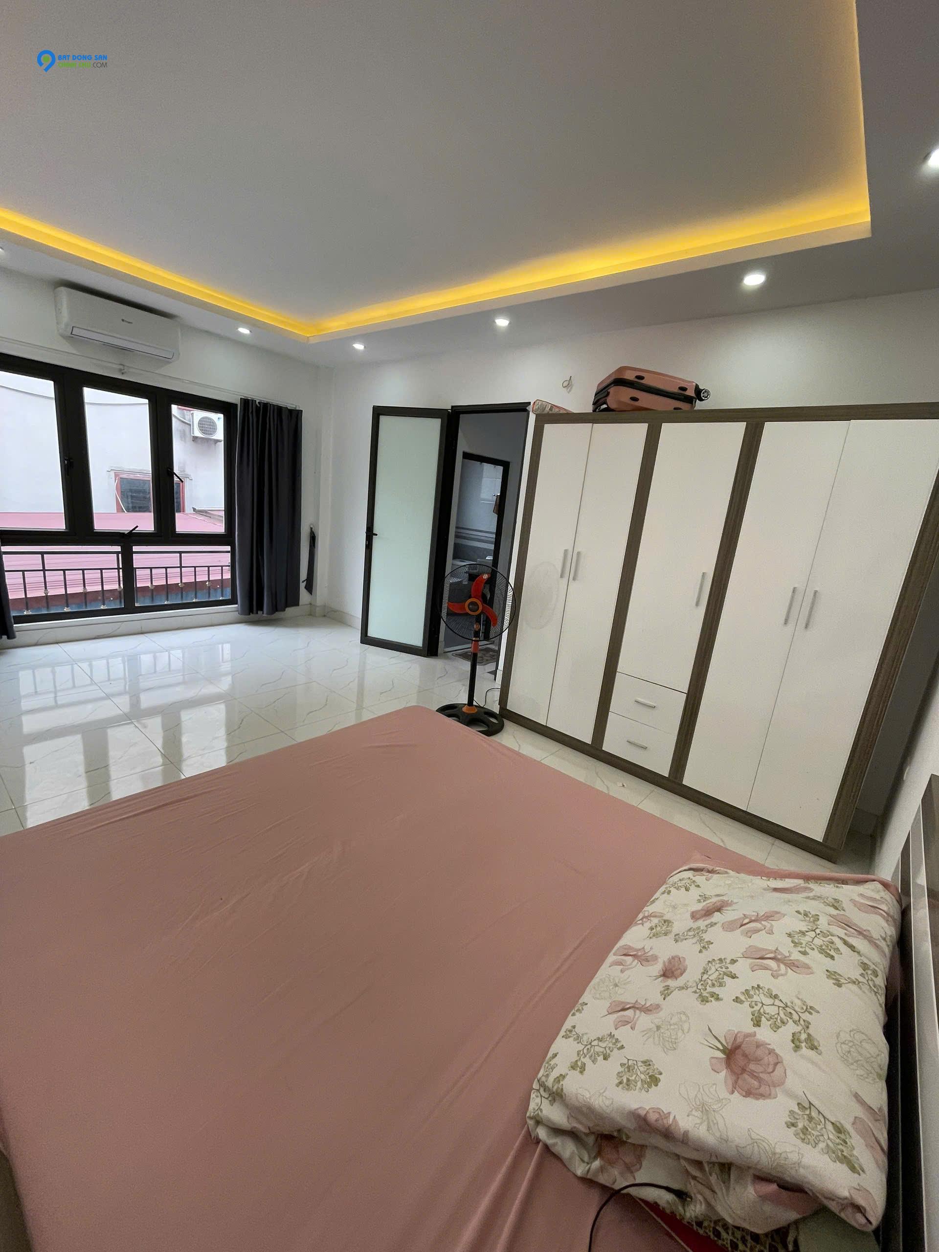 Bán nhanh nhà 4 tầng 30m2, 3m ra đường ô tô tránh Tổ 4 Đồng Mai, 300m ra QL 6, giá nhỉnh 3 tỷ