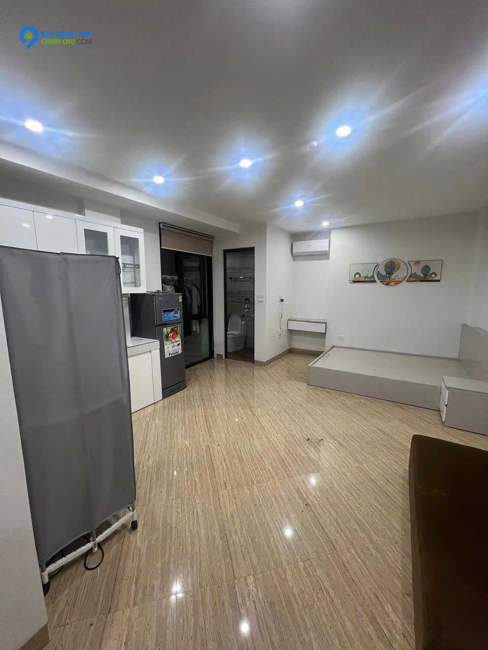Bán tòa nhà Hào Nam – Căn hộ dịch vụ 8 tầng thang máy – 19 phòng full khách – Dòng tiền 130tr/tháng chỉ 23.5 tỷ! lh 0326213286