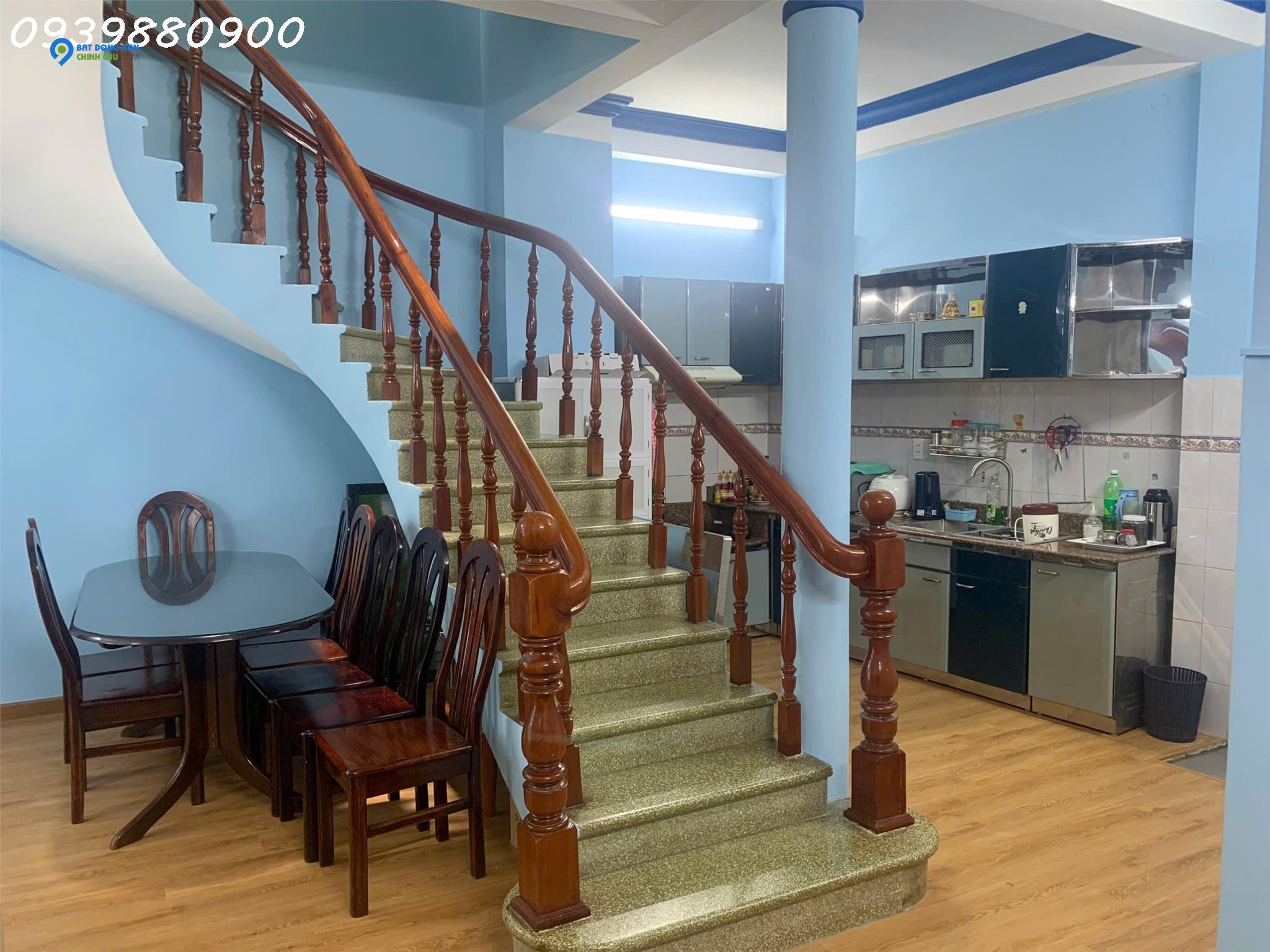 Bình Thạnh, HXH đỗ cổng - 52m2 - Giá 6,8Tỷ TL