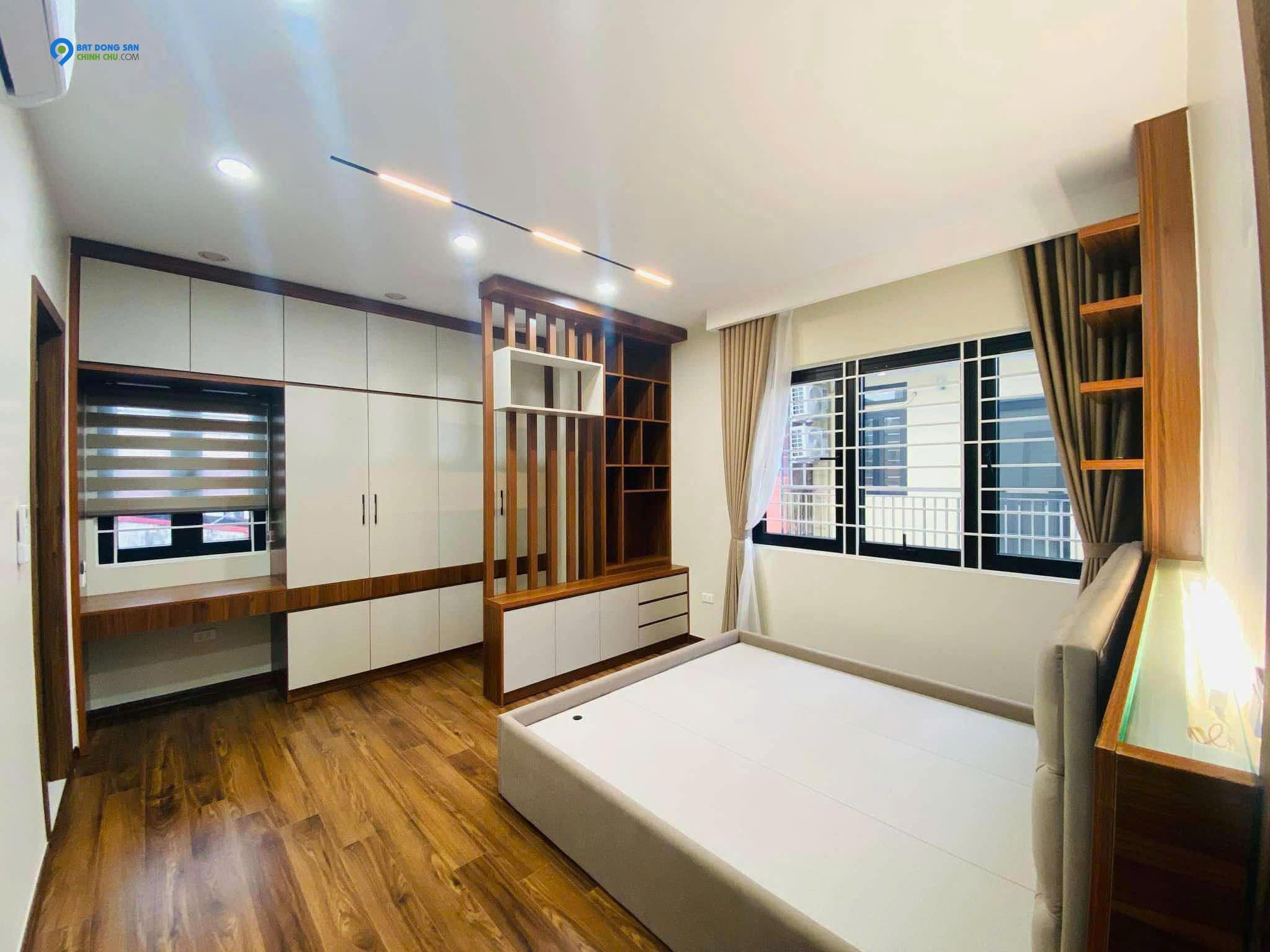 CẦN BÁN GẤP !!! MẶT PHỐ CỰ LỘC - 40m x 6 TẦNG THANG MÁY - LÔ GÓC GIÁ HƠN 13 TỶ