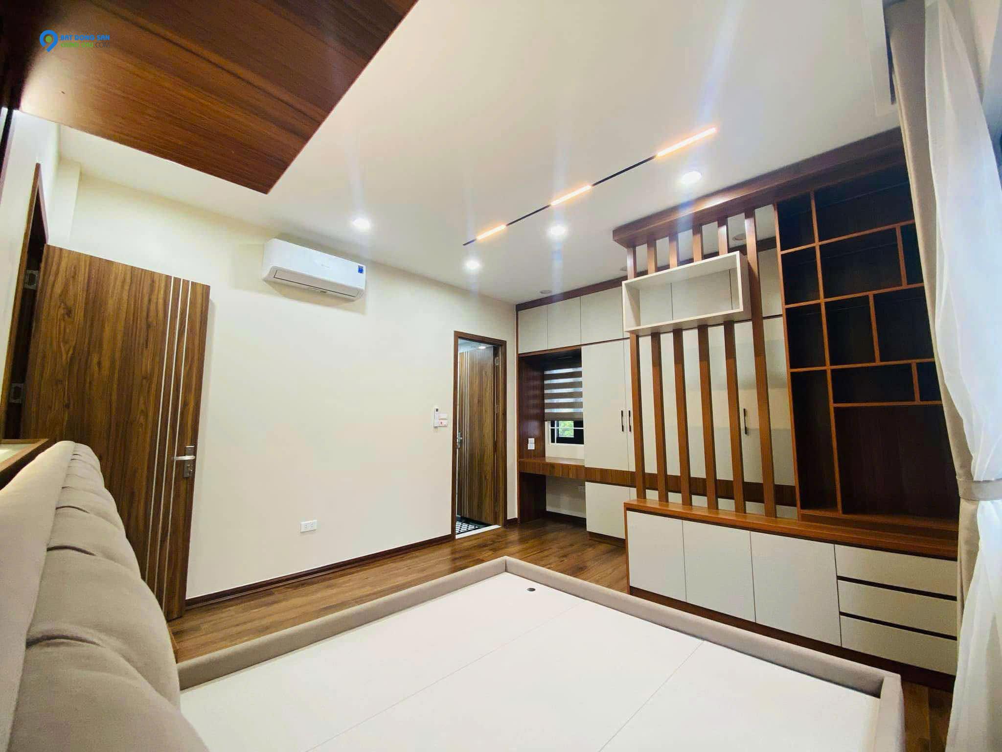 CẦN BÁN GẤP !!! MẶT PHỐ CỰ LỘC - 40m x 6 TẦNG THANG MÁY - LÔ GÓC GIÁ HƠN 13 TỶ