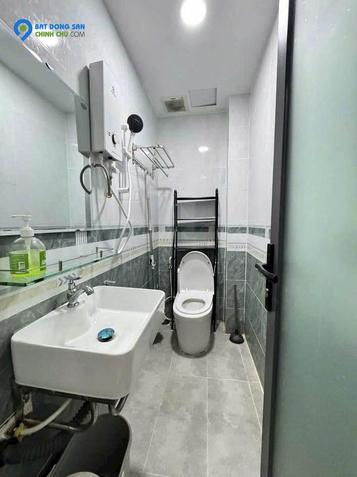 CẦN BÁN NHÀ GIÁ RẺ THÀNH THÁI Q.10-THÀNH THÁI 6 tỷ- 2 tầng-3 PN- BTCT hoàn công đủ