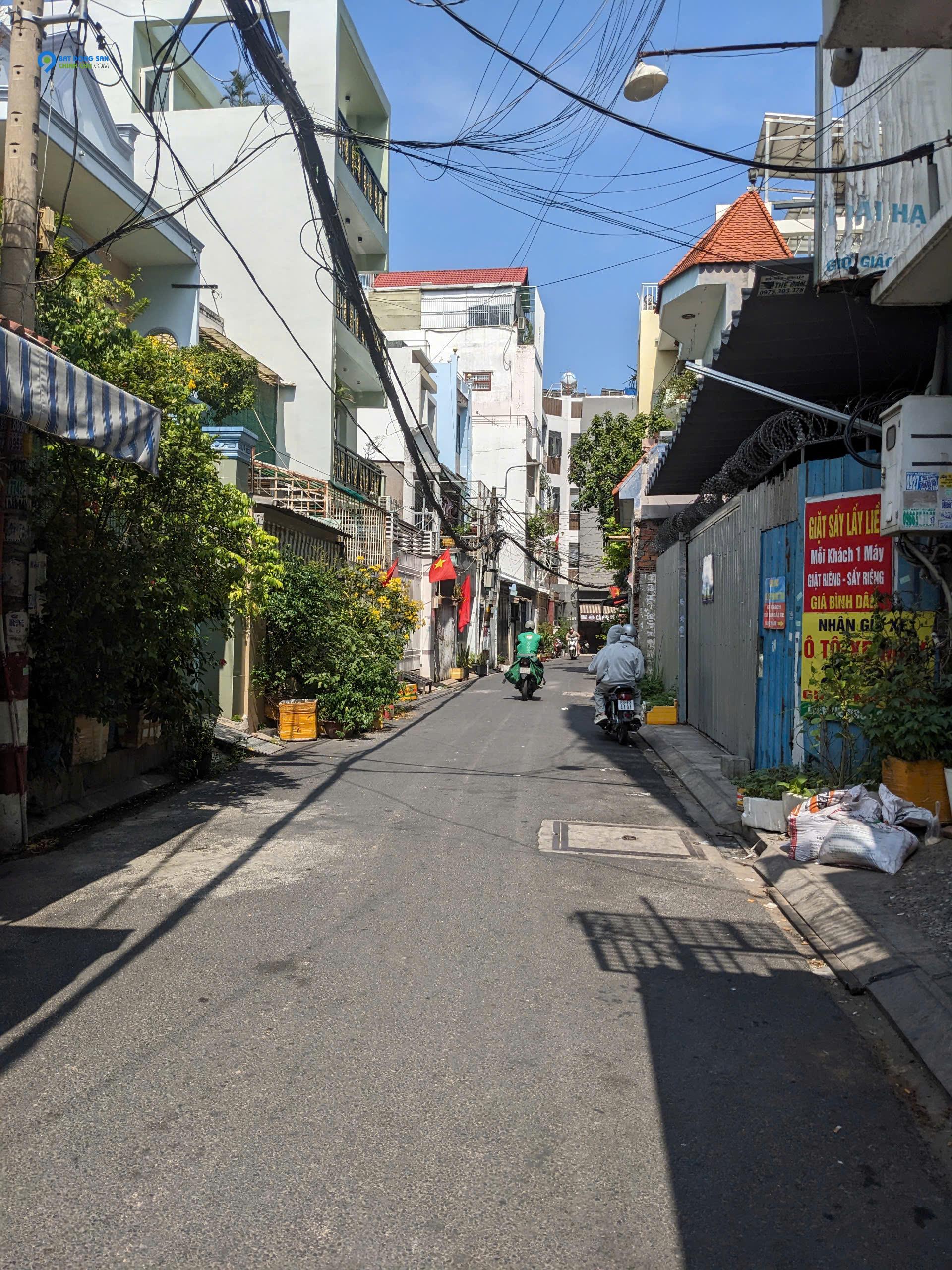 CĂN NHÀ 2 TẦNG, 80M2 (5.1 X 17M)  GIÁ  8 TỶ TL - THẠCH LAM, PHÚ THẠNH. HẺM XH THÔNG. VỊ TRÍ OK KHU DAN TRÍ.