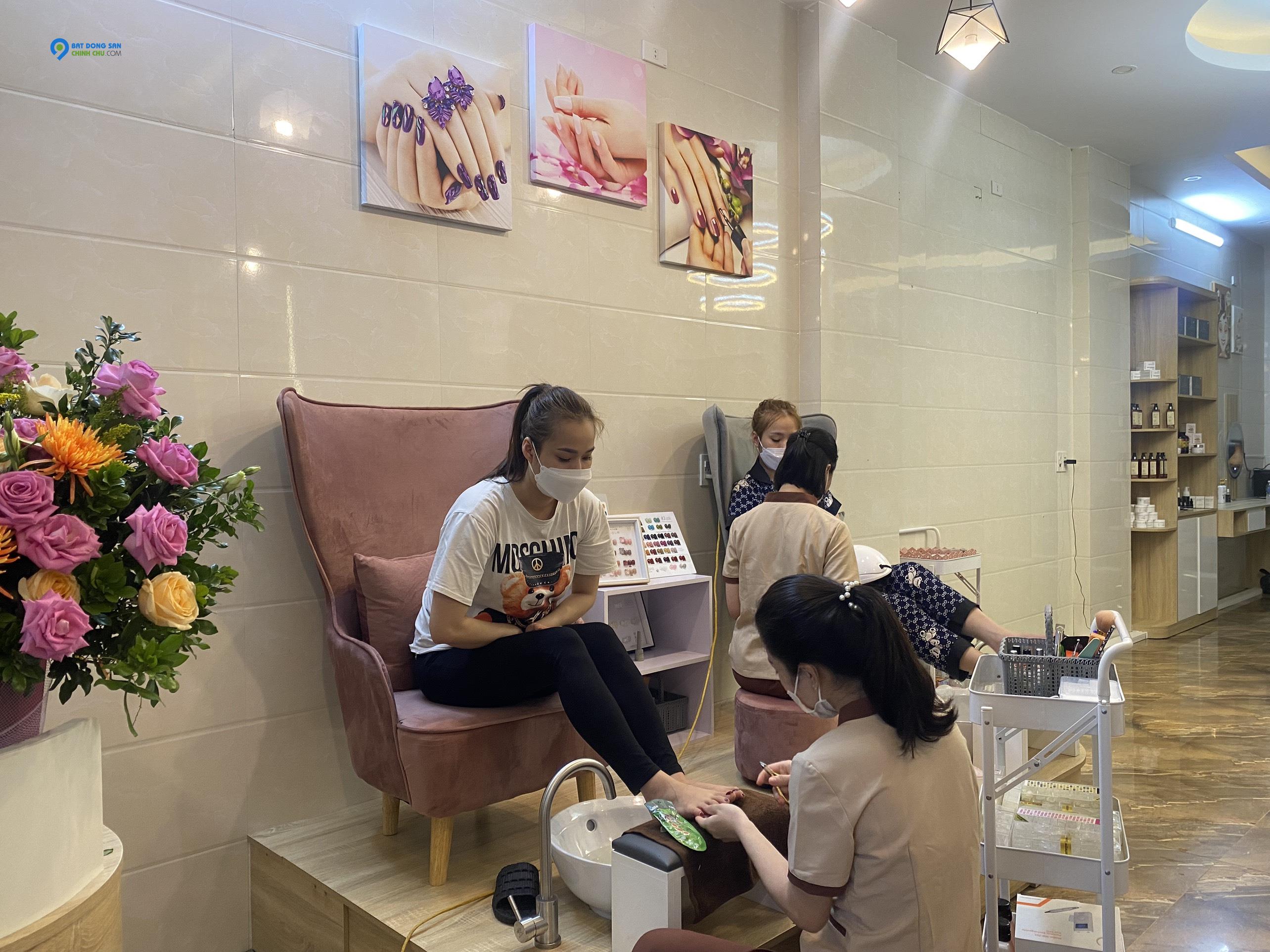 CẦN SANG NHƯỢNG LẠI ỐT NAIL-SPA TẠI ĐƯỜNG LÊ VĂN HƯU, TP VINH