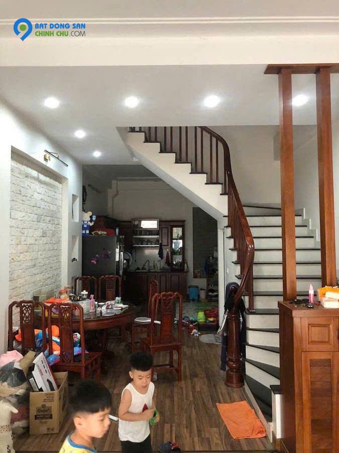 CHỦ CẦN BÁN CĂN NHÀ 5 TÂNG QUỐC LỘ 21 BA LA HÀ ĐÔNG HÀ NỘI