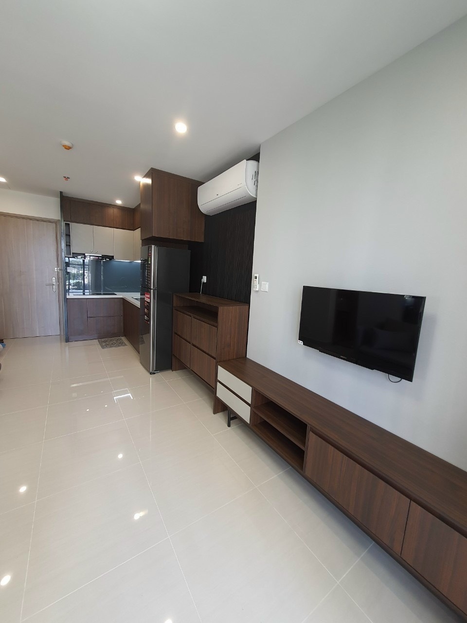 CHUYÊN CHO THUÊ CĂN HỘ 1 - 2 - 3PN VINHOMES GRAND PARK GIÁ TỐT NHẤT, GỌI NGAY