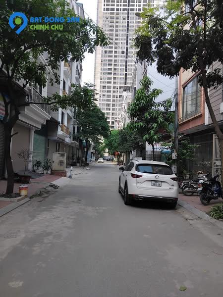CHUYỂN NHƯỢNG CHDV LÔ GÓC 105M x 7 TẦNG – FULL PHÒNG – DÒNG TIỀN KHỦNG – PHỐ VĂN TIẾN DŨNG, DT 1,2 tỷ/năm