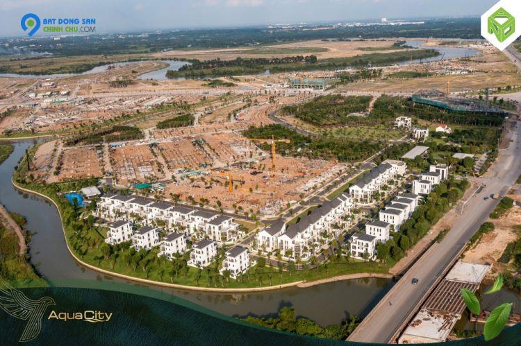 Cần bán 2 căn nhà phố Aqua City view công viên thoáng mát, khu Stella và Phoenix