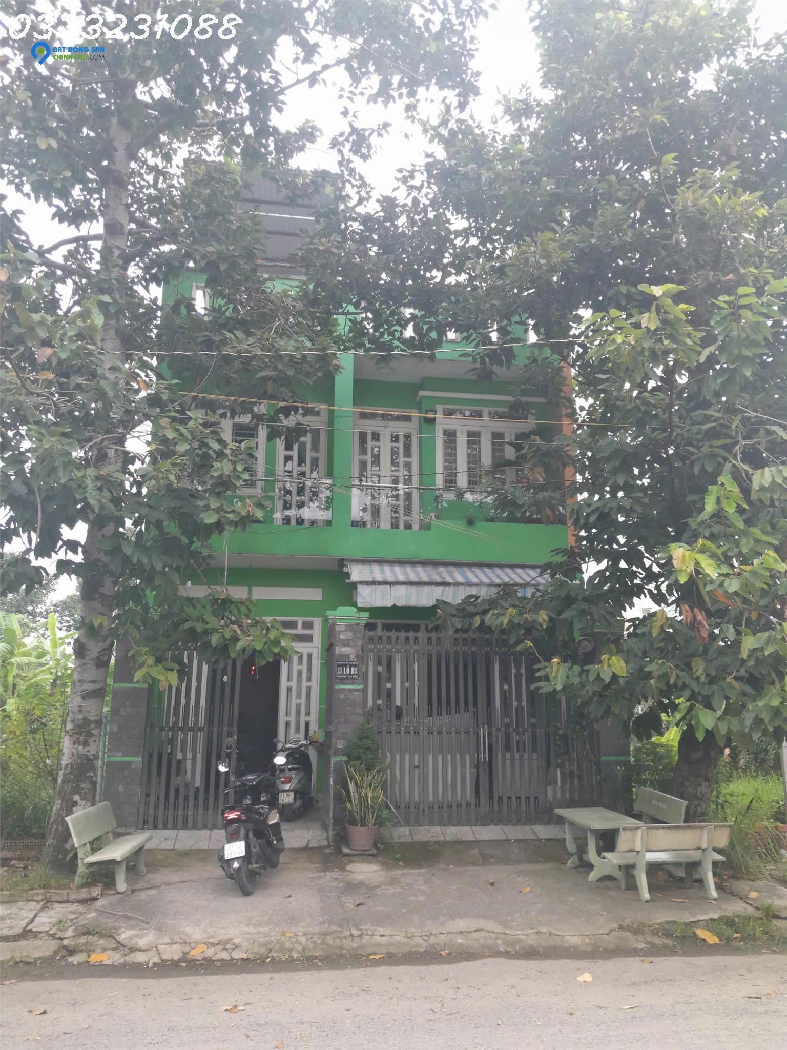 Cần bán 2 nhà riêng biệt (1 trệt, 1 lầu) tại đường 18 khu dân cư Vĩnh Phú 2. Vĩnh Phú