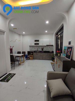 Cần bán nhà HXH p14, Tân Bình, 42m2, 5ty9