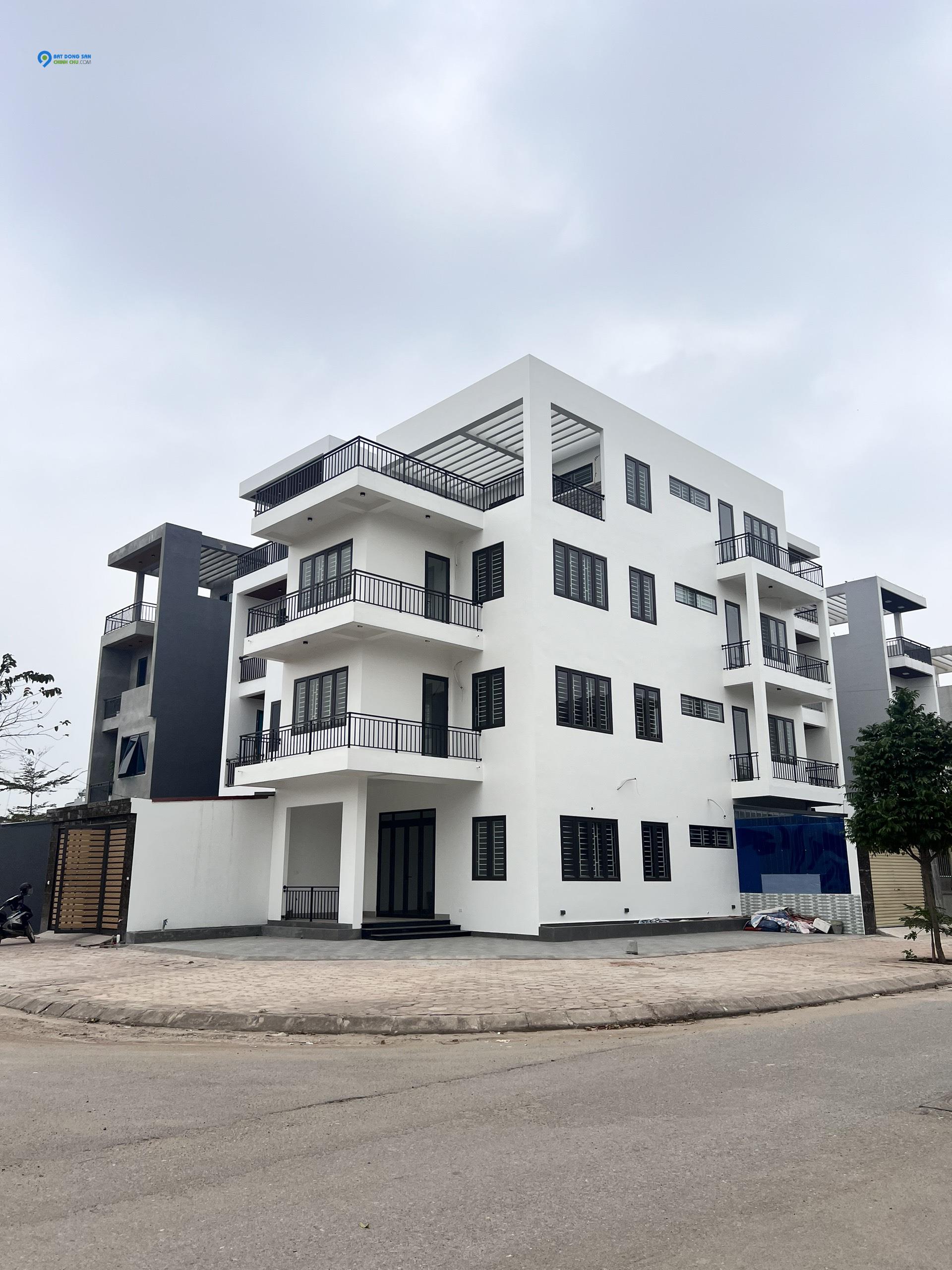 Căn shophouse mặt đường 36m KĐT mới P. Xuân Hòa gần đại học Sư Phạm 2 giá chỉ 3,xtỷ.