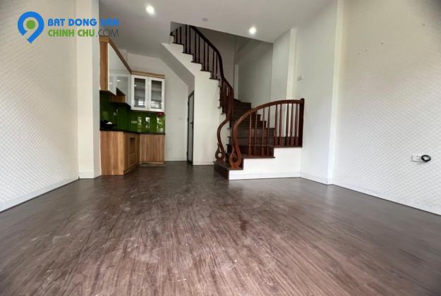 Cần tiền bán nhà tại Vân Canh Hoài Đức, s: 45m2, đường thoáng, sổ đẹp, giá chỉ 3 tỷ 2