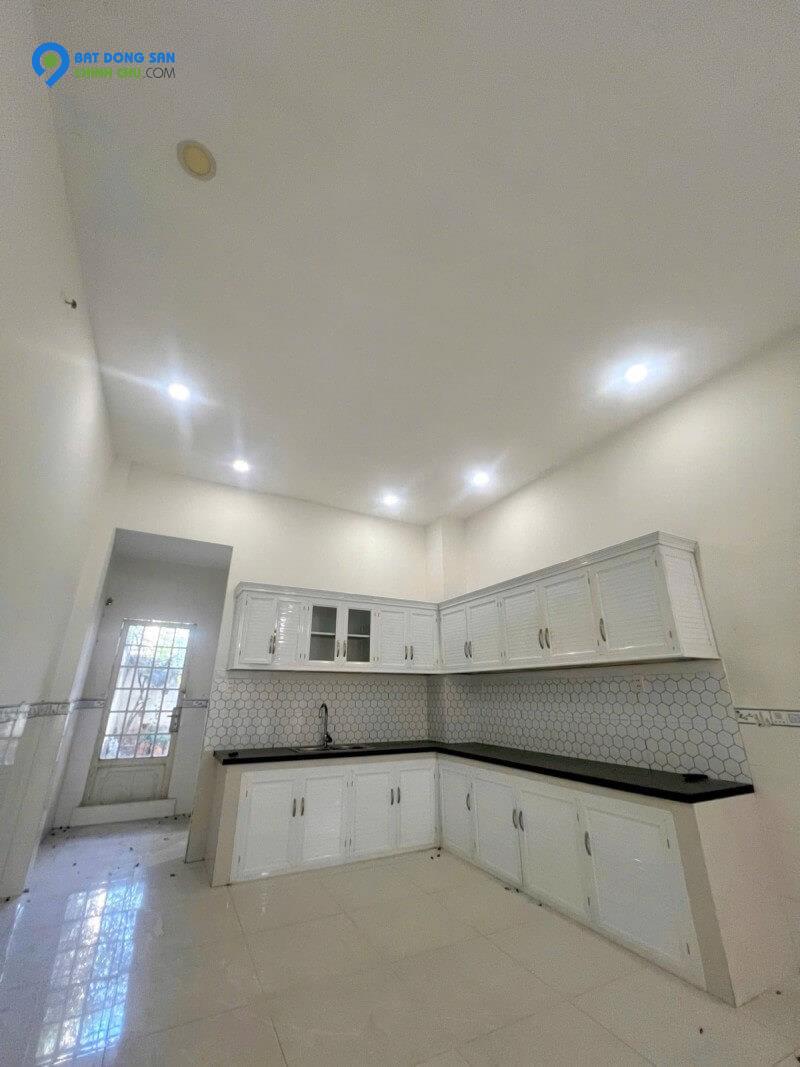 Chính Chủ bán gấp nhà mặt tiền Sơn Kỳ Tân Phú, DT 100m² SHR, giá chỉ 12.5 tỷ TL