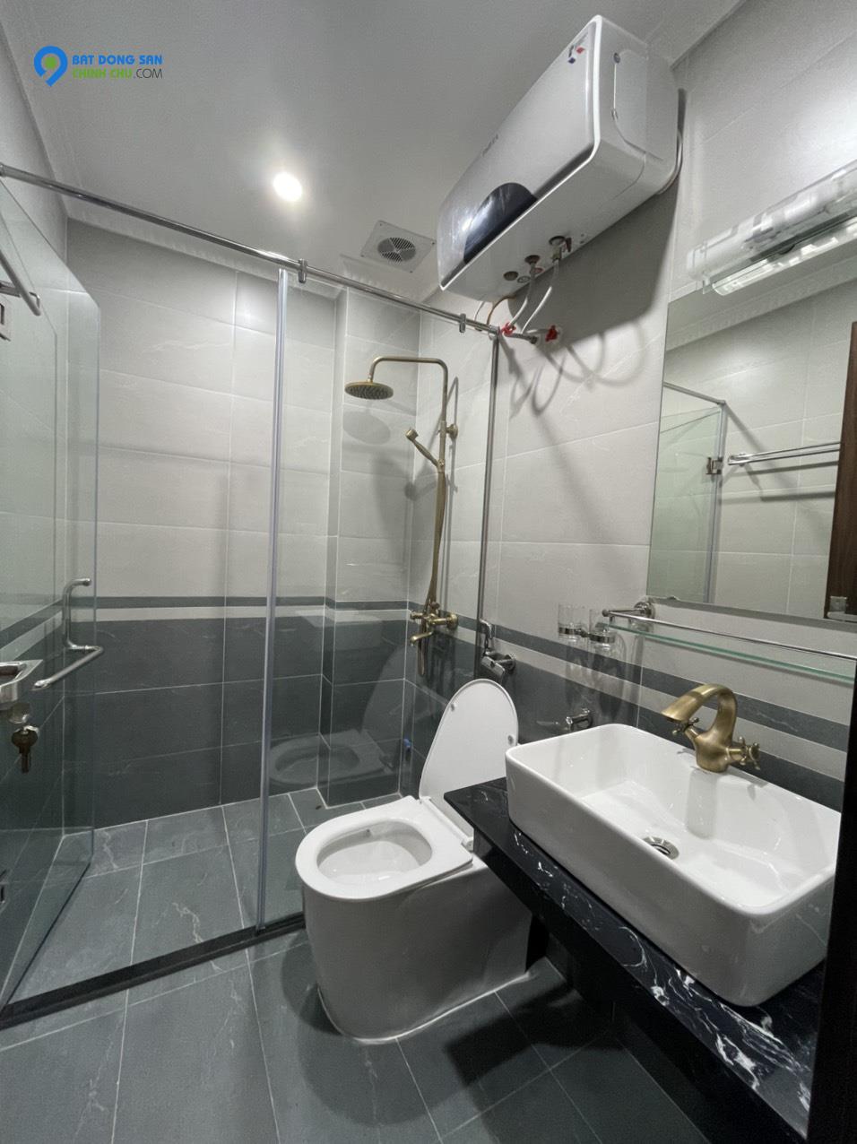 Chính chủ bán nhà mới Khương Đình - Vũ Tông Phan, cách 1 nhà ra mặt phố, gần Ngã Tư Sở - 50m² x 5 tầng