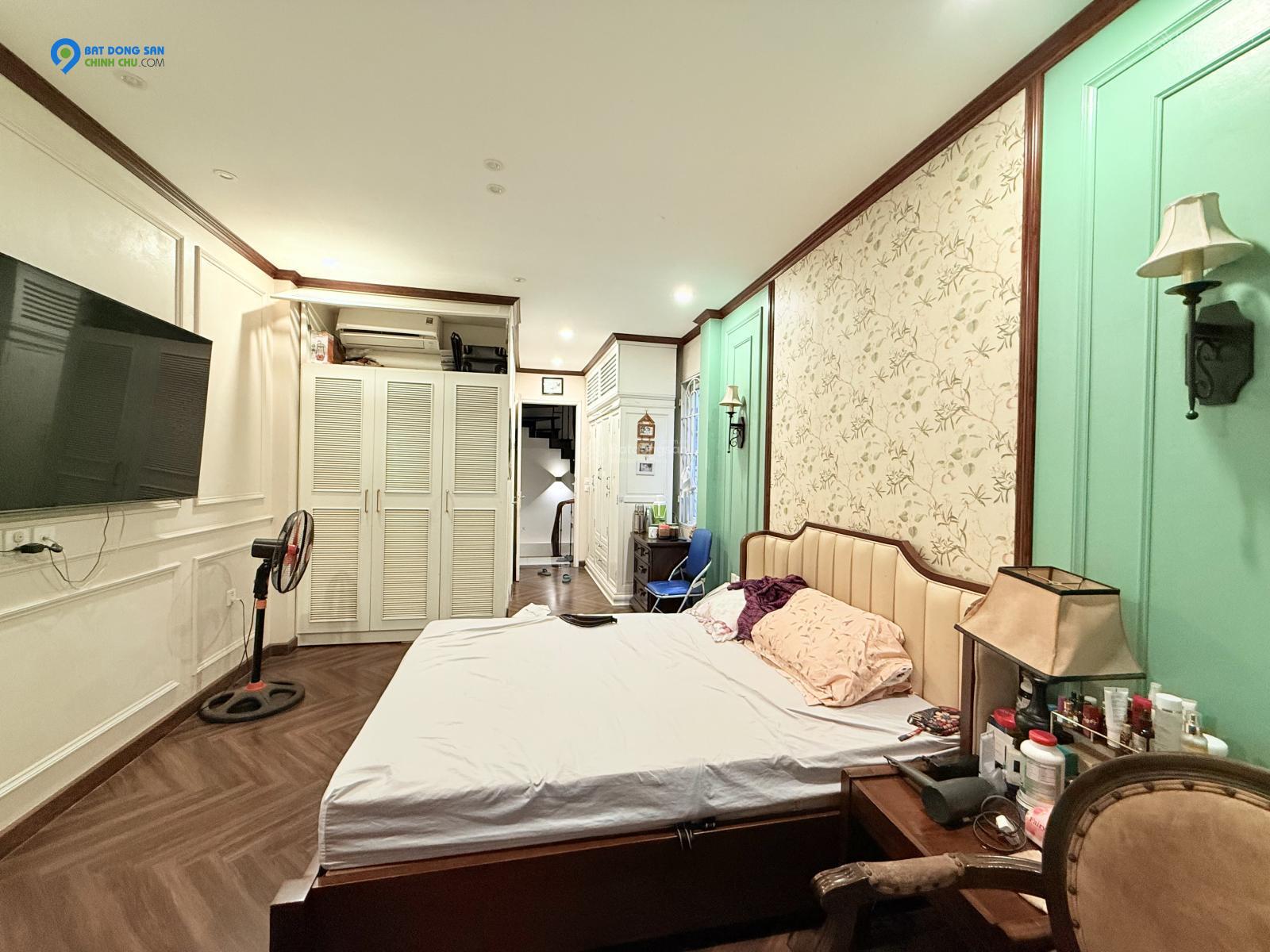 Chính chủ bán nhà ngõ 90 Đội Cấn 32m2 4 tầng 4.38 tỷ Ba Đình