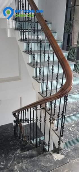 Chính chủ cho thuê nhà mới, lô góc,vỉa hè, 91m2- 4T, Chùa Láng_29 Tr - 0943468783