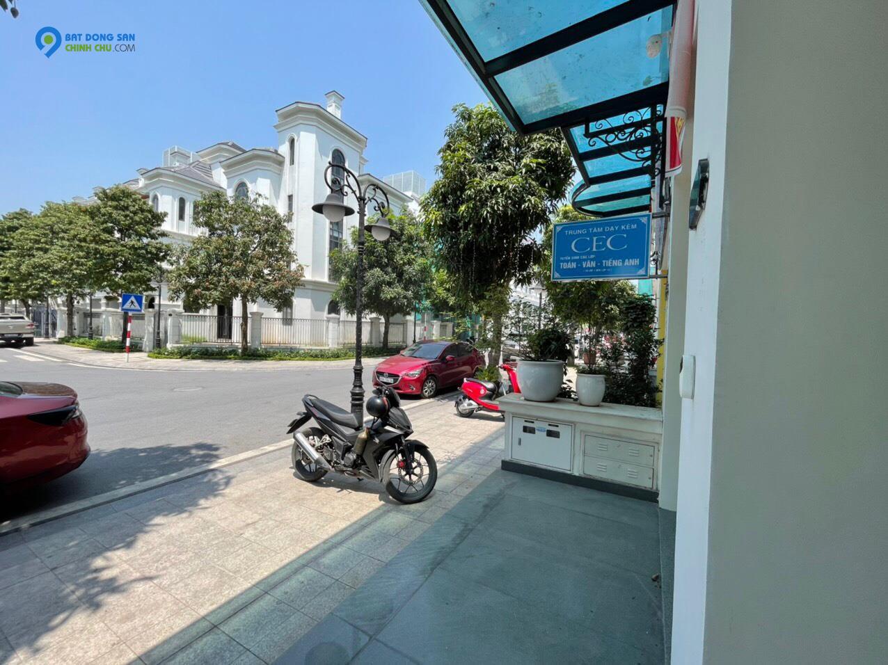 Chính chủ cho thuê tầng 1 Shophouse SB23 hai mặt tiền Vinhomes Ocean Park Gia Lâm, Hà Nội