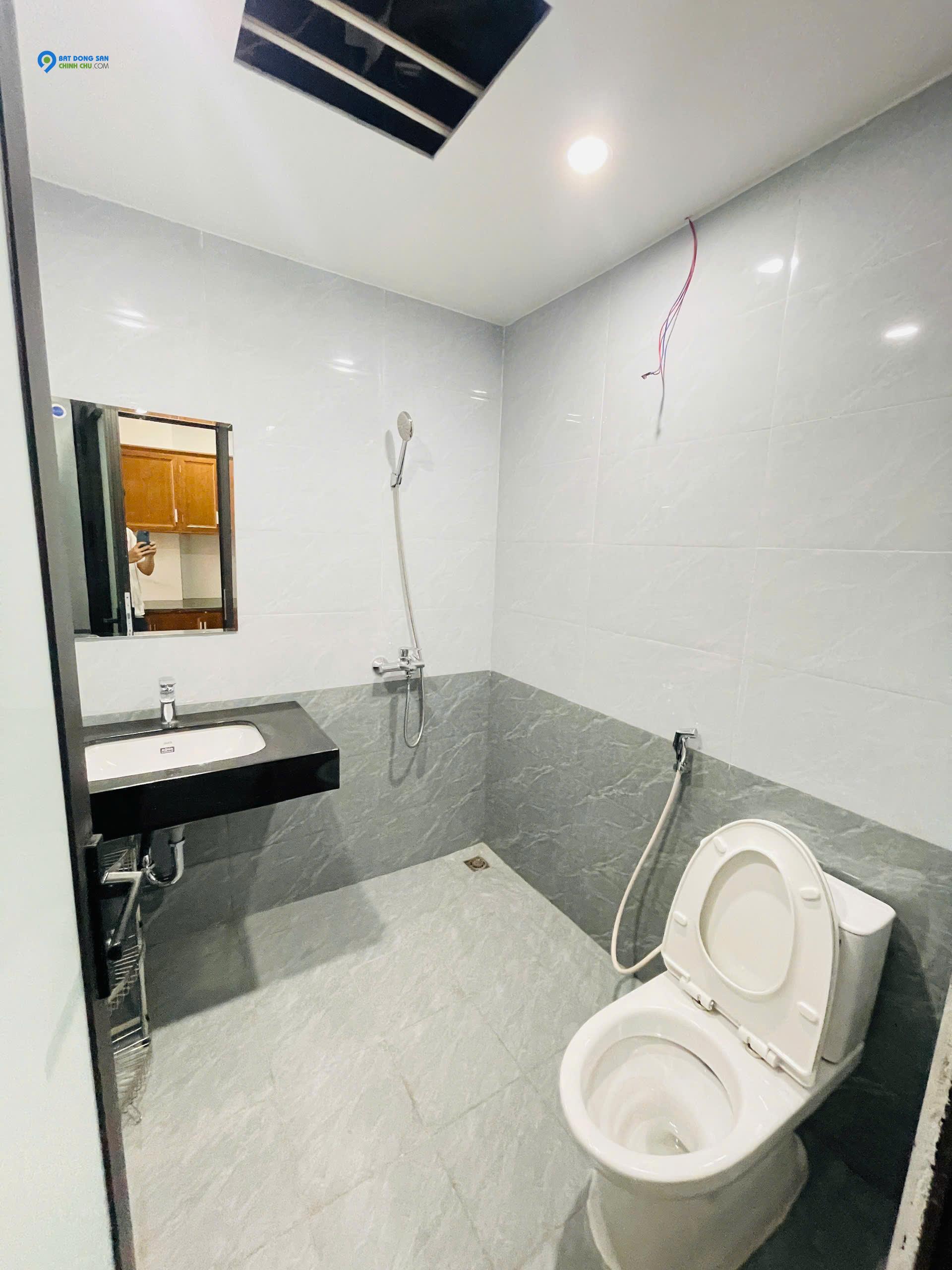 Cho thuê CCMN khép kín phòng mới đẹp lung linh tại 262 Nguyễn Trãi – Thanh Xuân