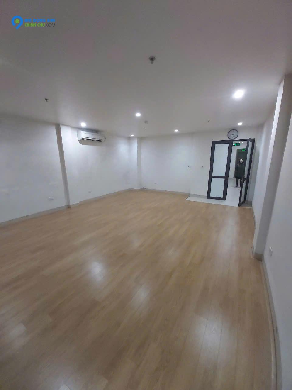 Cho thuê TÒA  VP M.P Ngô Xuân Quảng.Gia Lâm, Hà Nội, 110m2x8T,  thang máy, tầng hầm, PCCC vị trí trung tâm phố NXQ