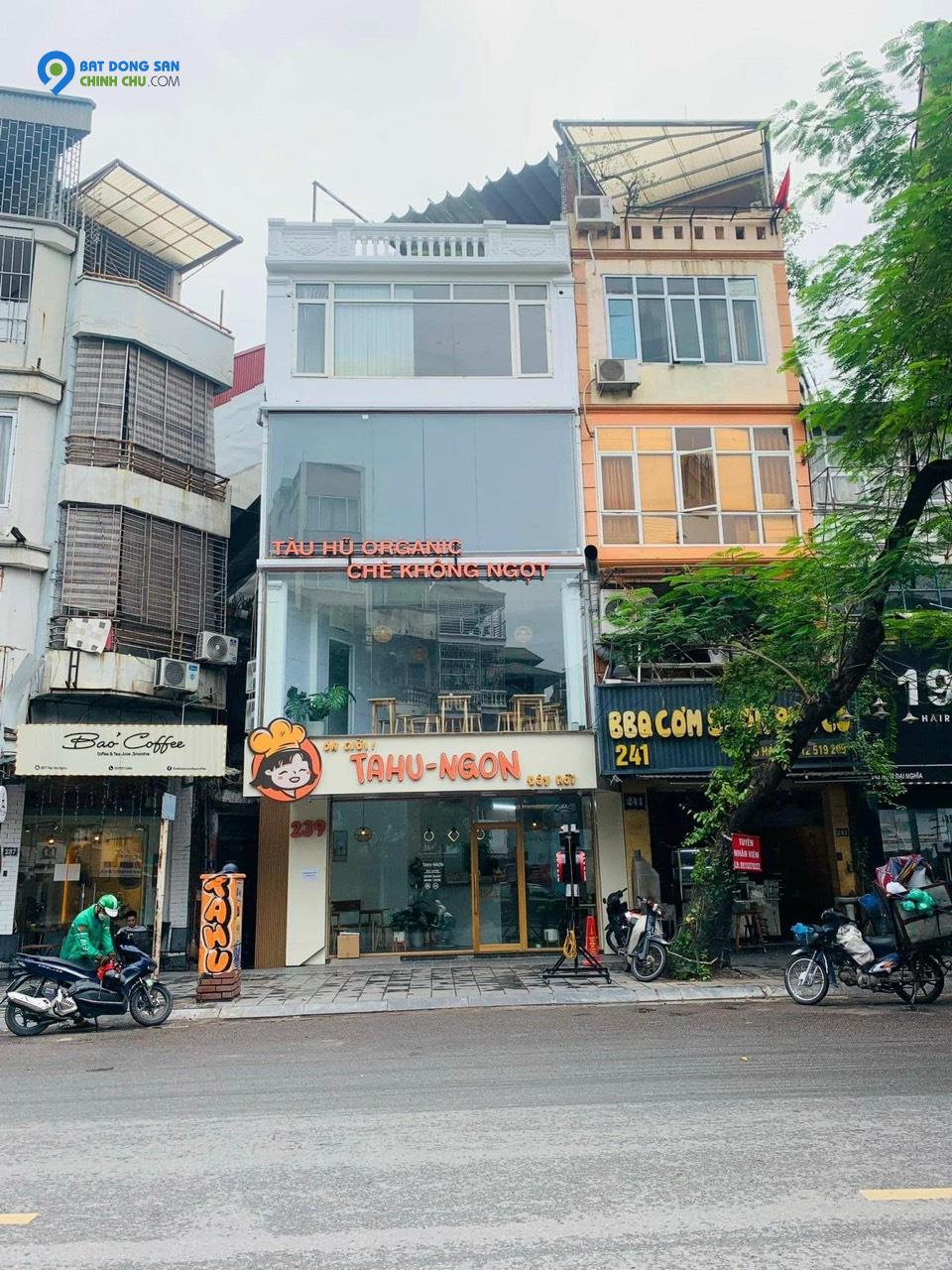 Cho thuê nhà mặt phố ĐỘI CẤN 65M x 4 tầng, mặt tiền 4.5m giá thuê 30tr/tháng