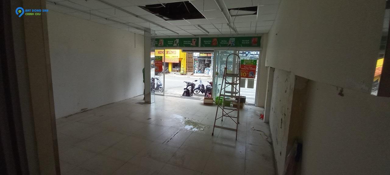 Cho thuê nhà mặt tiền đường Cách Mạng Tháng 8, TP. Thủ Dầu Một