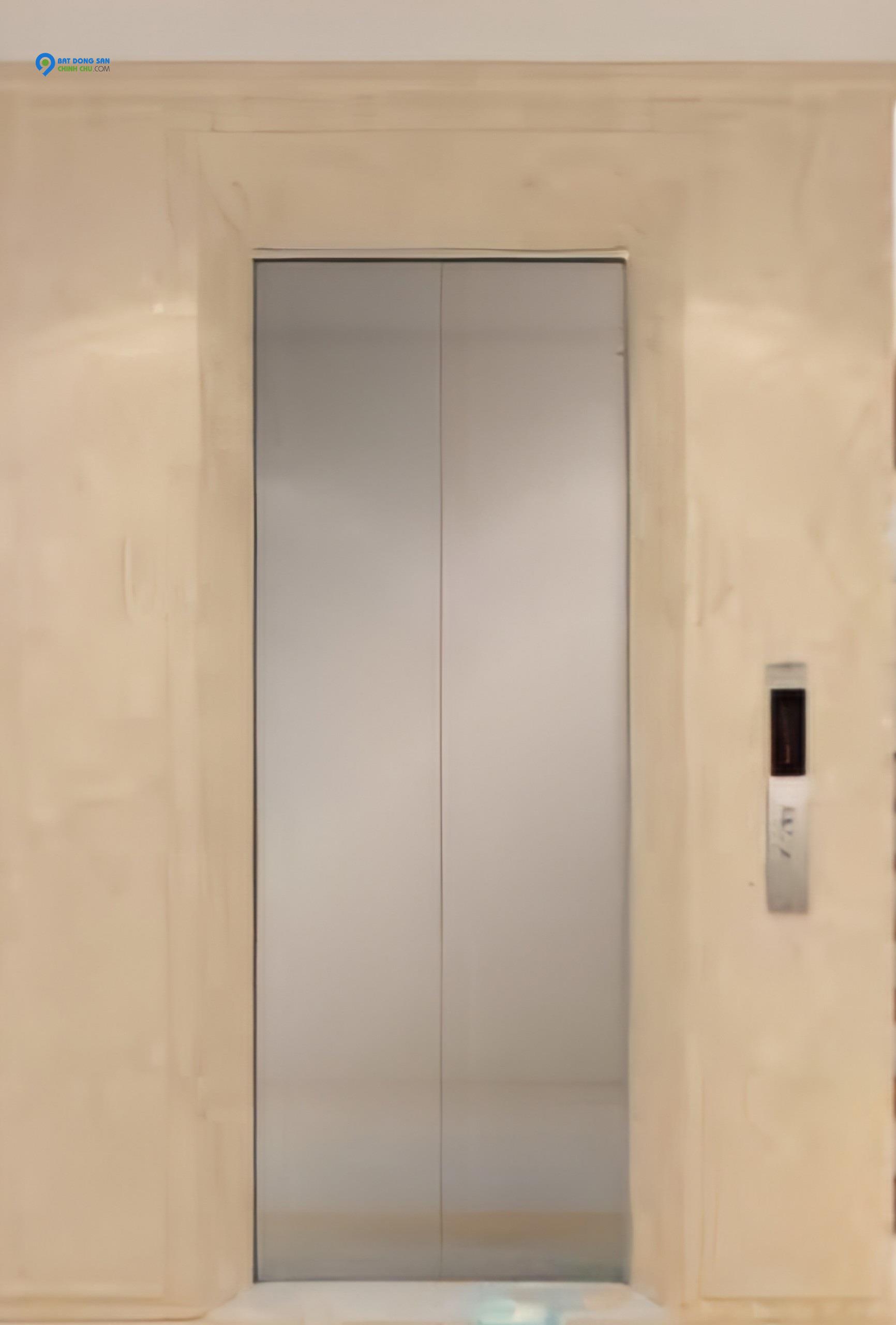 Cho thuê nhà mới, hai lối đi, Xã Đàn, thang máy; vỉa hè 111m2* 5T- 46 Tr