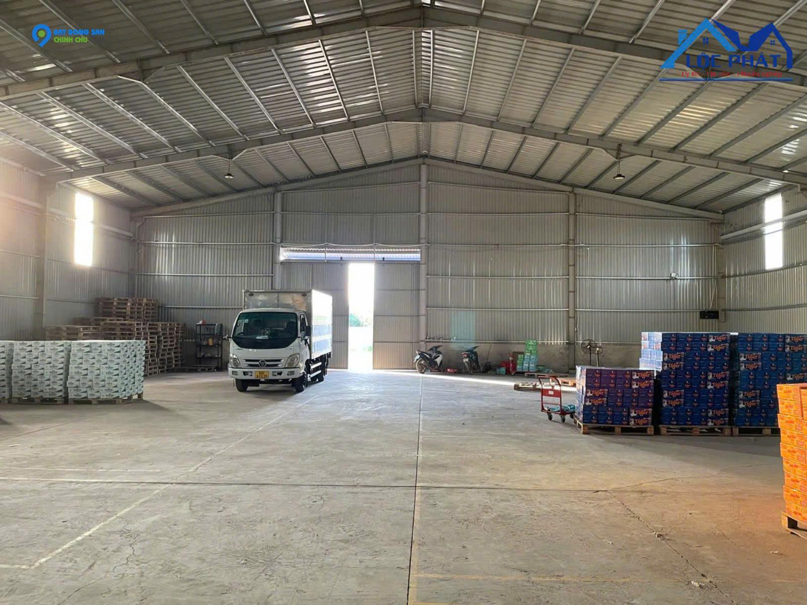 Cho thuê xưởng 1200m2 gần KCN Dầu Giây chỉ 32k/m2/tháng