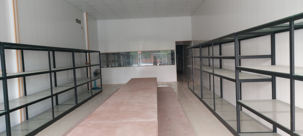 Cho thuê xưởng 200m2 mặt đường Máng nước 18 triệu