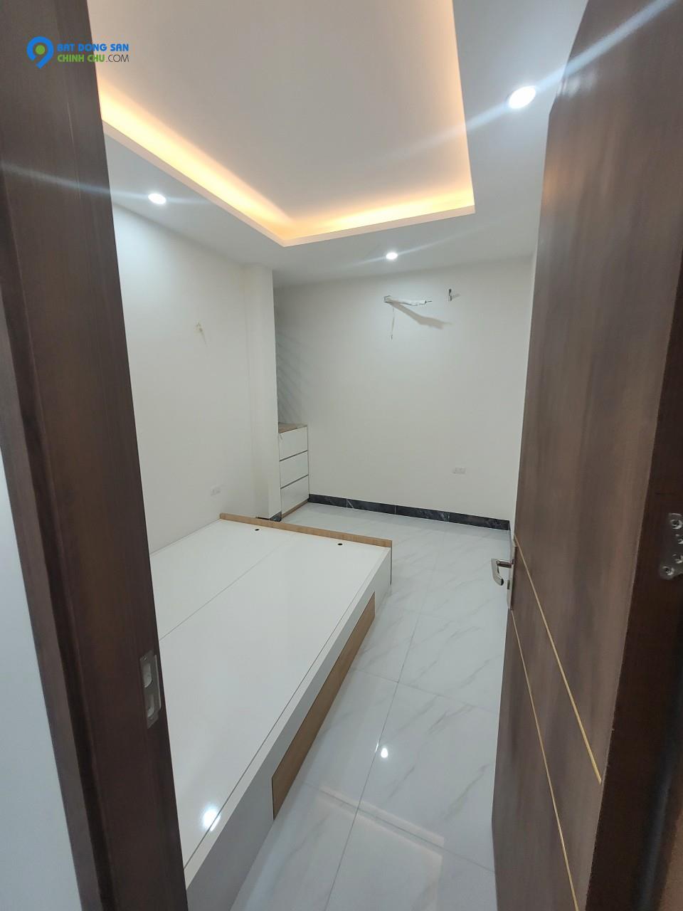 Chủ bán căn hộ N02 Chùa Láng, full đồ, 50m2, 890tr